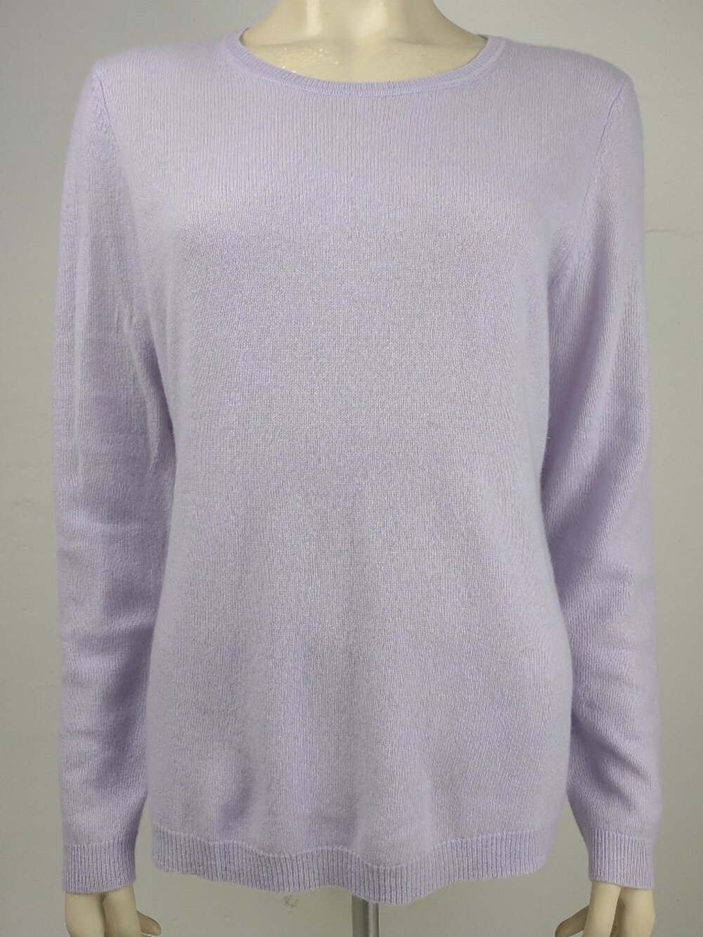 Charter Club light purple lavender 100% Cashmere Crew Neck sweater ladies Large